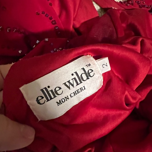 PROM DRESS ELLIE WILDE MON CHERI RED - Picture 3 of 6